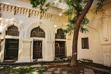 Fototapeta na wymiar The Thanjavur Maratha Royal palace built by Maratha ruler Sarfoji Maharaj in the 15th century now converted to a museum. Near Saraswathi Mahal Library, Thanjavur, Tamil Nadu, India