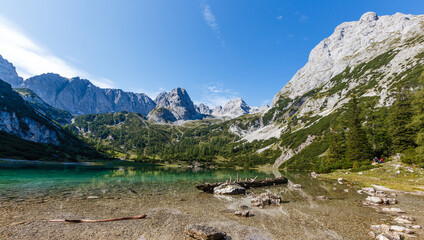 Fototapeta na wymiar view of the Alps mountain austria.