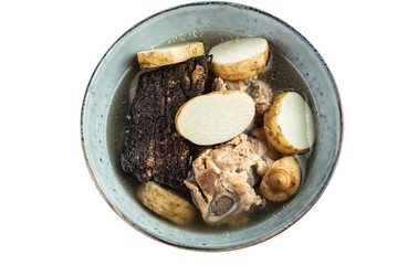 Nourishing and health soup Gastrodia eucommia bone soup