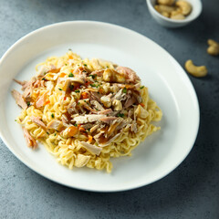 Asian noodles with duck and cashew