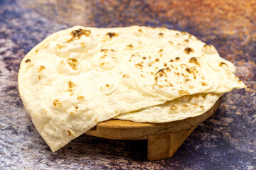 Homemade bread (pita, puri, chapati, lavash bread)