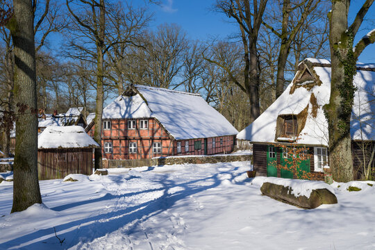 Ortsbild Wilsede im Winter Lüneburger Heide