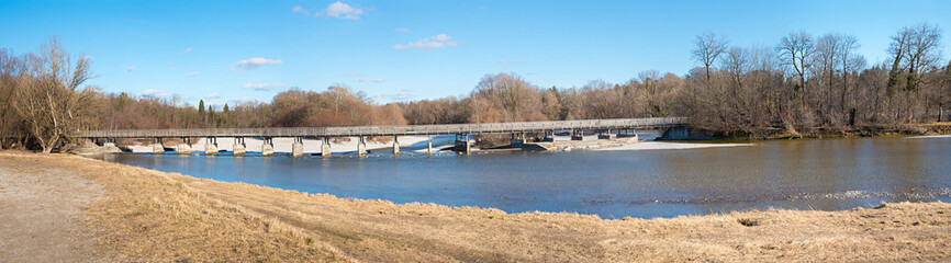Flauchersteg boardwalk across Isar river, recreational area Thalkirchen, munich