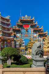 Fototapeta premium stunning chinese temple in thailand