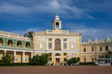 Fototapeta na wymiar View of the Northern Square building of the Pavlovsk Summer Palace on a sunny day, Pavlovsk, St. Petersburg, Russia