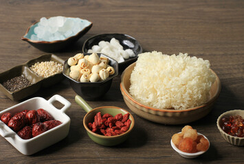 Ingredient Making Peach Gum Dessert,