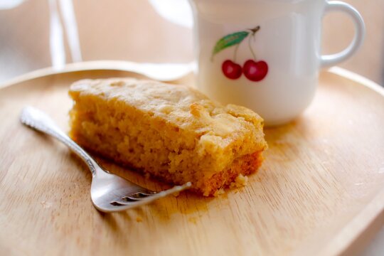 甘酒とバナナの米粉のケーキ