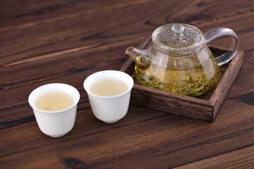 Chinese Gongfu tea has a pot of tea and two tea bowls