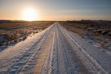 Vereiste Strasse 532 nahe der Ortschaft Borgarnes