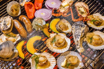 シーフードバーベキュー　Seafood barbecue at campsite 