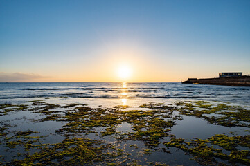 Fototapeta premium 沖縄 楚辺ビーチの夕暮れ