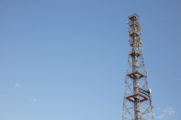 torre eletricidade céu azul comunicação onda 
