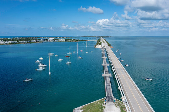 Toms Harbor Cut Bridge in Florida Keys