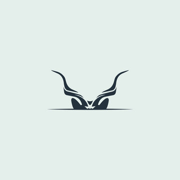 Abstract minimalist Half head kudu logo vector illustration