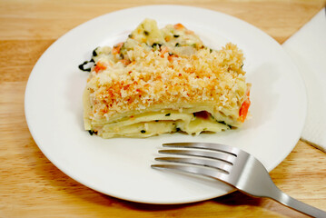 Baked Cheesy Vegetable Lasagna with Cream Sauce	