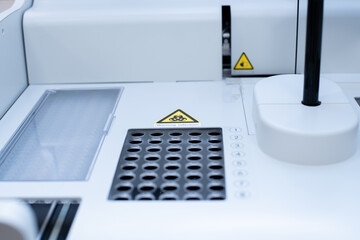 Empty automated analyzer for immunochemical analysis in modern laboratory