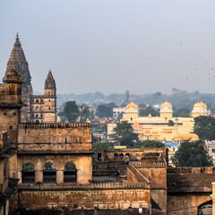 Fototapeta premium Jahangir Mahal (Orchha Fort) in Orchha, Madhya Pradesh, India, Jahangir Mahal or Orchha Palace is citadel and garrison located in Orchha. Madhya Pradesh. India, Indian Archaeological Sites