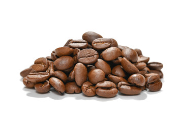 Obraz premium Heap of coffee beans isolated on white