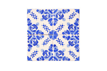 Padrão de azulejos com desenhos clássicos típicos portugueses com cores azuis, formas flores e...