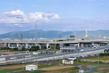 阪神高速大和川線三宅西出入口と生駒山