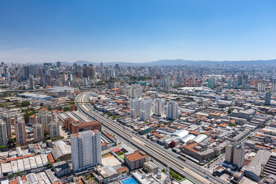 2014 SEP, AV DO ESTADO, Sao Paulo, SP, Brazil - Aerial photo of the city of S&atilde;o Paulo taken from the Mooca region overlooking the city center