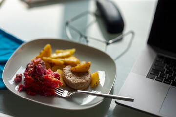 lunch and laptop