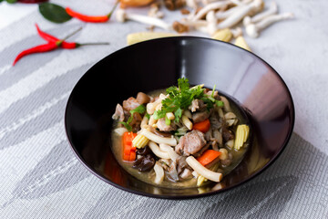 Stir Fried Mushrooms with Pork It is a Thai food that you can find often and it is also a food. Street food in Thailand