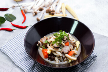 Stir Fried Mushrooms with Pork It is a Thai food that you can find often and it is also a food. Street food in Thailand