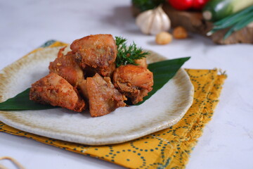 a plate of fried chicken 