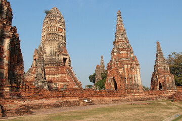 Fototapeta premium ruined buddhist temple (Wat Chai Watthanaram) in Ayutthaya (Thailand)