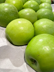 granny smith apples closeup