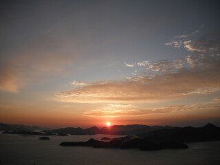 瀬戸内海の日の出 筆影山より C