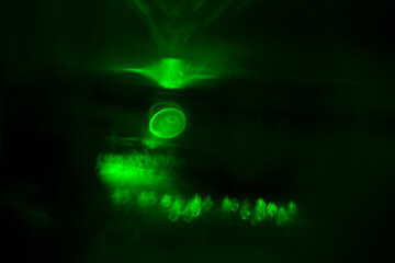 抽象的な世界を表現しました。