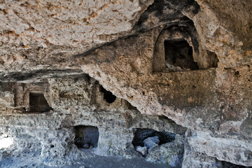 Bingemma Punic Tomb Necropolis in Malta - obrazy, fototapety, plakaty