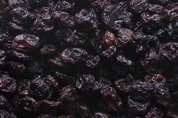 healthy sun dried raisins, view from above