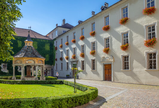 Trentino Alto Adige, historic architectures
