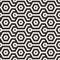 Vector seamless pattern. Repeating geometric abstract elements. Stylish monochrome background design.