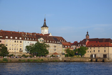 Obraz premium Main und Rathaus in Würzburg