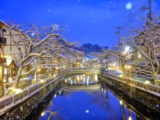 城崎温泉の冬の夜景 - 487248594