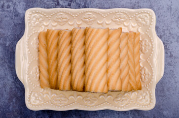 Oblong shortbread cookies with jam filling