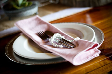 wedding table setting pink