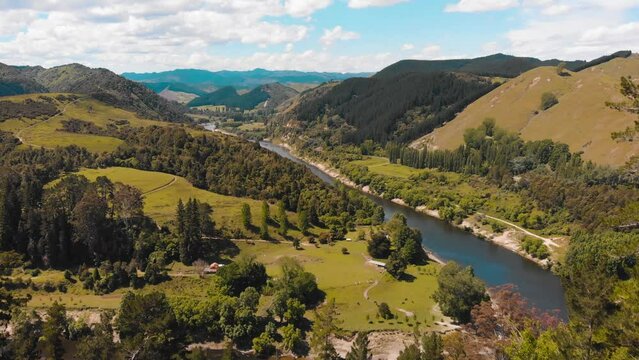 Amazing panorama view on the  Whanganui River Road, Aramoana viewpoint