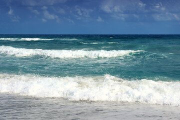 Big waves before a storm in the tropical sea