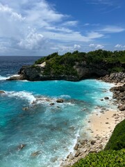 Fototapeta premium インドネシア チュニガン島 ブルーラグーン