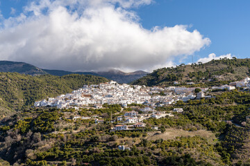 Fototapeta na wymiar whitewashed village in the hills above Malaga in the Andalusian backcountry