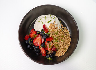 Granola and Fresh Fruit Parfait