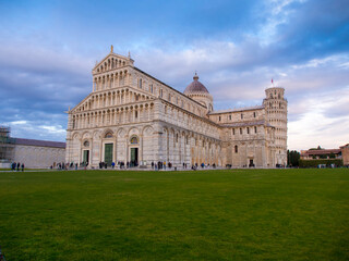 Italia, Toscana, la città di Pisa, La Torre Pendente e il duomo.