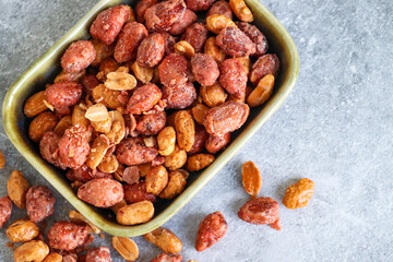 Salt-roasted candied almonds and peanuts