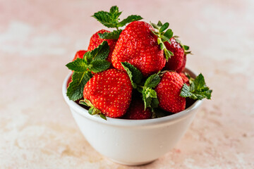fresh strawberries in a bowl close-up
