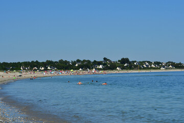 Fototapeta na wymiar Sarzeau, France - june 6 2021 : Suscinio beach